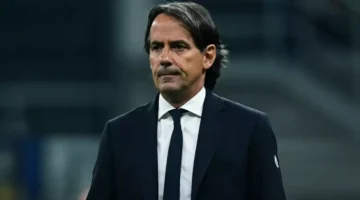 بسبب الهلال السعودي.. مدرب إيطالي يرفض عرضاً تاريخياً لتدريب نادي مانشستر يونايتد